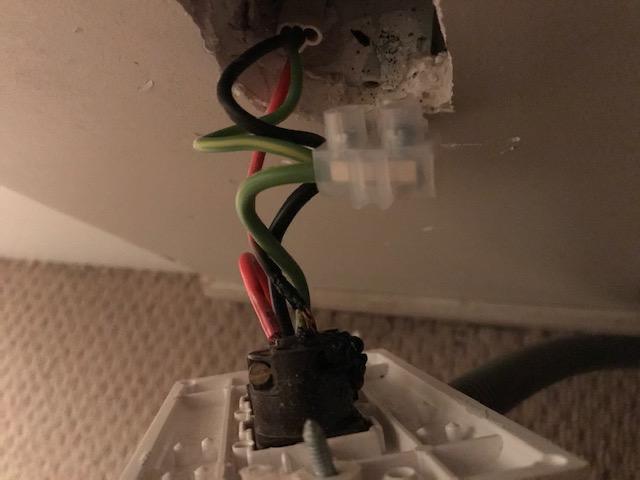 Broken Electric power Socket